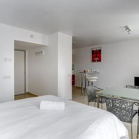 Immogroom - 8 Min From The Palais - A C - Quai St *